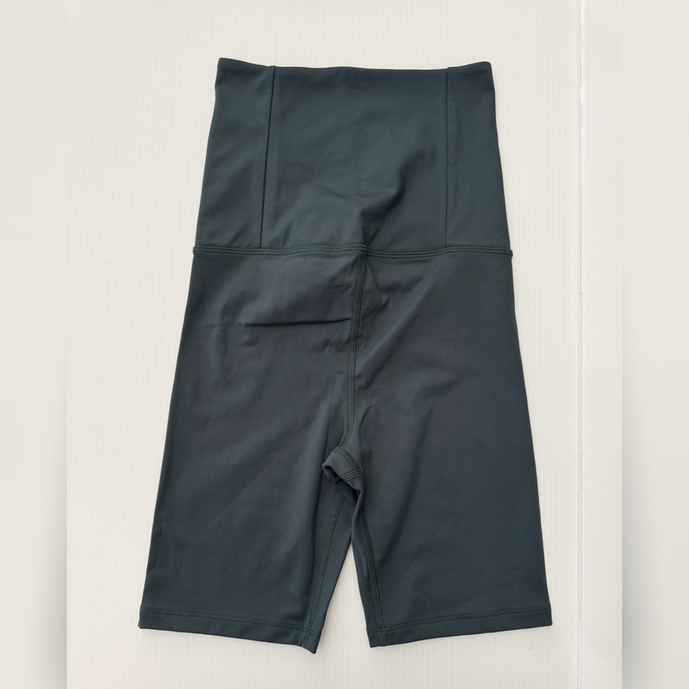 Girlfriend Collective NWOT Seamless Maternity Bike Shorts - XXS